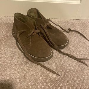 Crewcuts Suede Macalister Boots size 2 kids, unisex